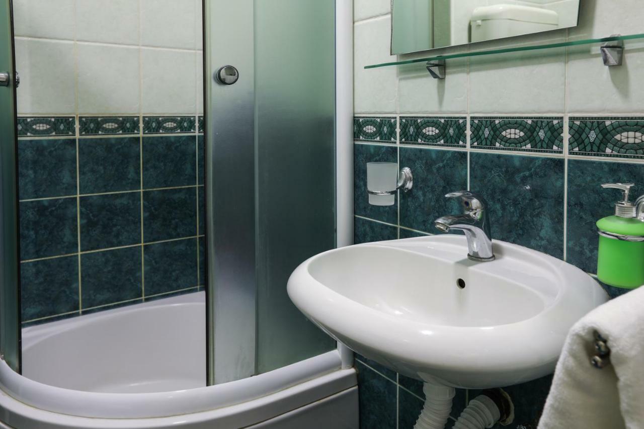 Apartment Promenada 35 Novi Sad Bagian luar foto